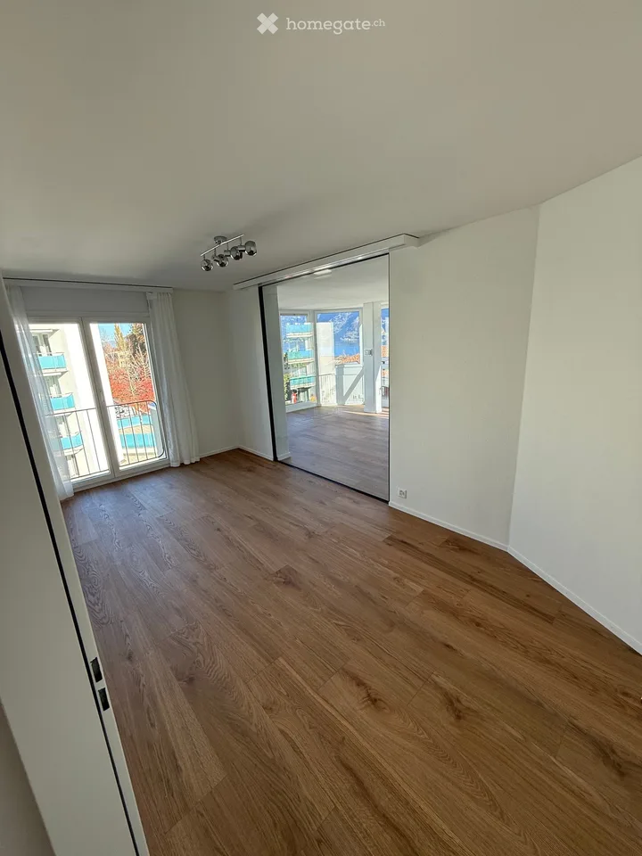 Frisch sanierte 4.5-Zimmer-Wohnung mit See- und Bergsicht in Hergiswil – Foto 10 von 15