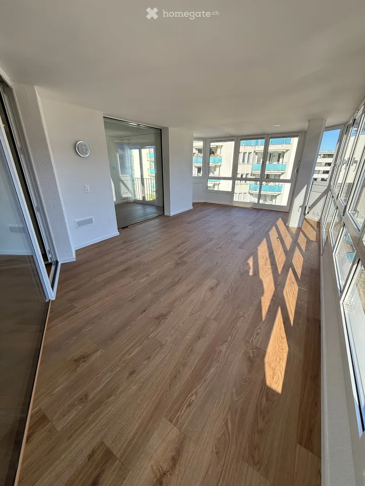 Frisch sanierte 4.5-Zimmer-Wohnung mit See- und Bergsicht in Hergiswil – Foto 9 von 15