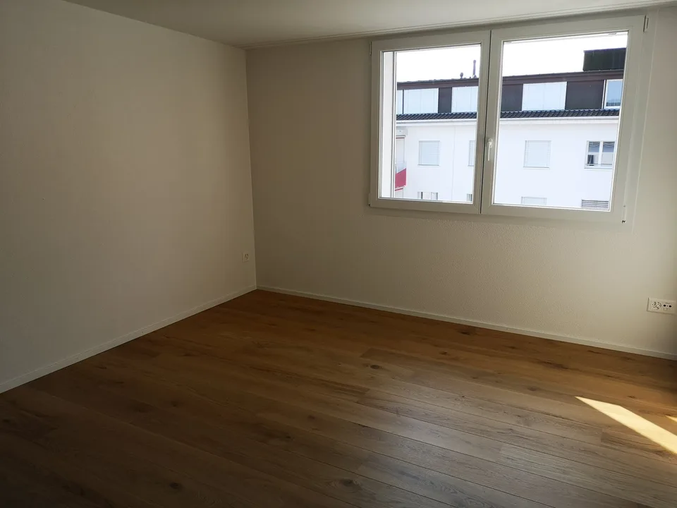 Tolle Dachwohnung sucht neue Mieter – Foto 5 von 6