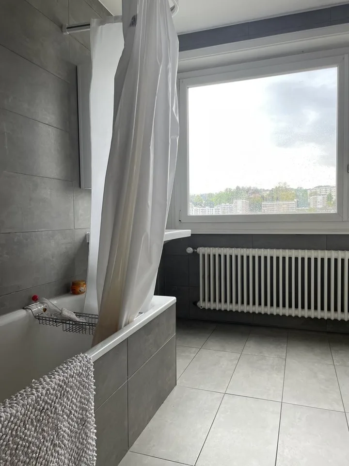 Einzigartige Gelegenheit! Geräumige Wohnung im Herzen von Renens! – Foto 9 von 12