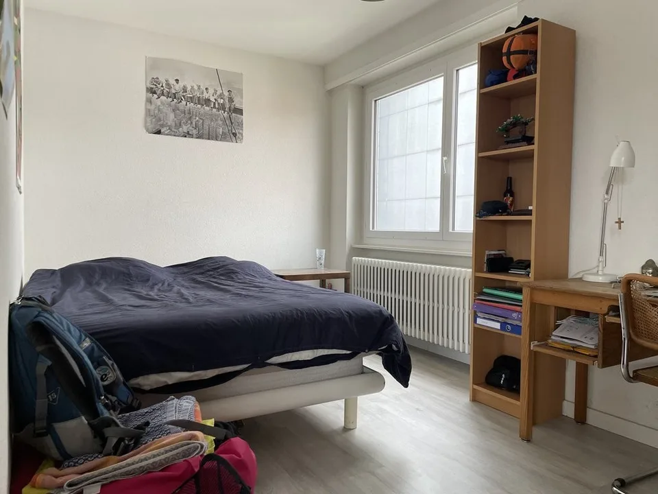 Einzigartige Gelegenheit! Geräumige Wohnung im Herzen von Renens! – Foto 8 von 12