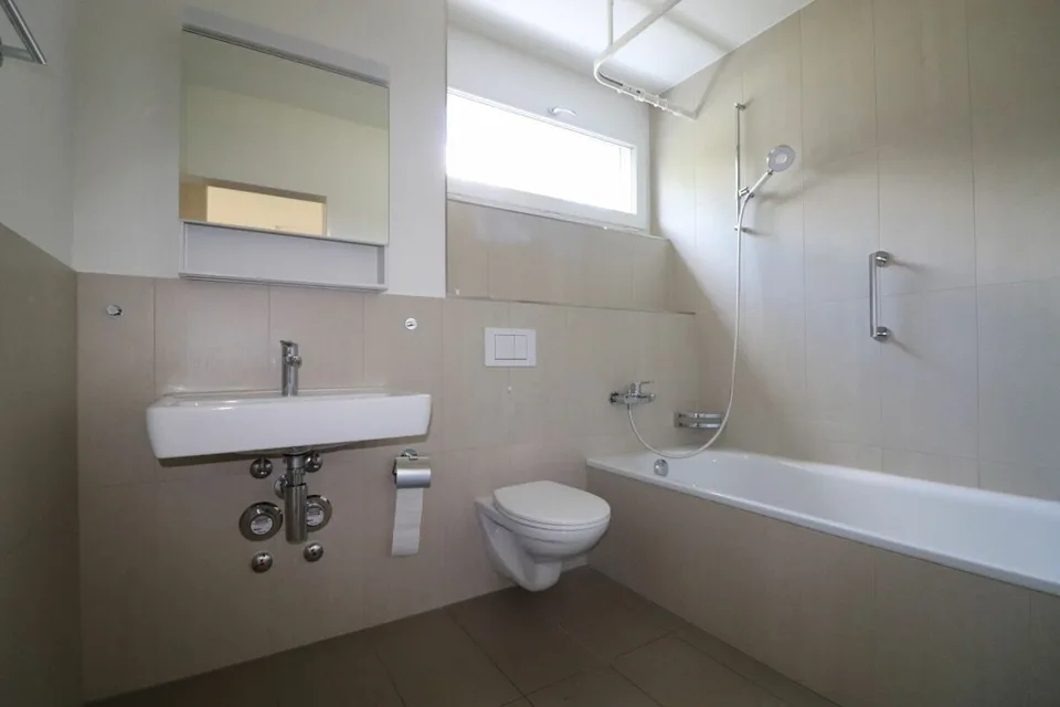 Nähe Gartenstadt, Münchenstein - Moderne 2 1/2-Zimmer-Wohnung im 3.OG – Foto 3 von 8