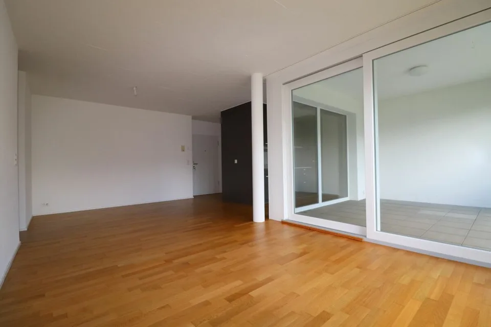 Nähe Gartenstadt, Münchenstein - Moderne 2 1/2-Zimmer-Wohnung im 3.OG – Foto 5 von 8