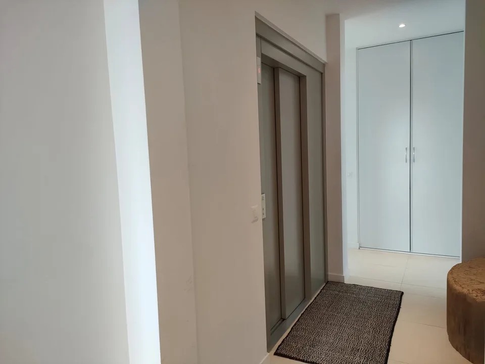 BRIGHT ATTIC WITH LARGE TERRACE AND ROOFTOP IN LUGANO-VIGANELLO – photo 8 of 13