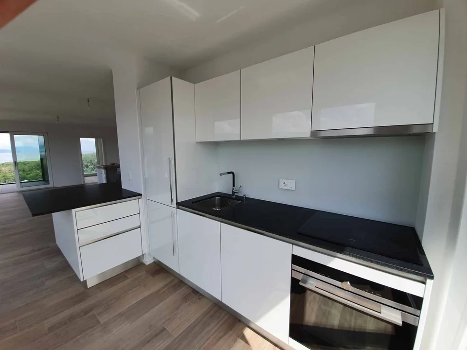 Appartement de 3.5 pièces au 13ème étage de la Tour INVICTUS – photo 3 sur 11