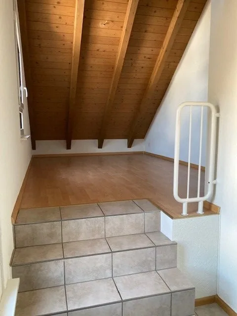 Einzigartige 2.5-Zimmer-Dachwohnung in Münchenstein – Foto 5 von 11