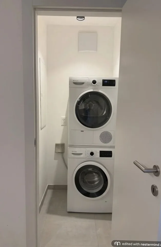 Modernes 3.5-Zimmer-Apartment - privilegierte Lage in Bellinzona – Foto 10 von 10