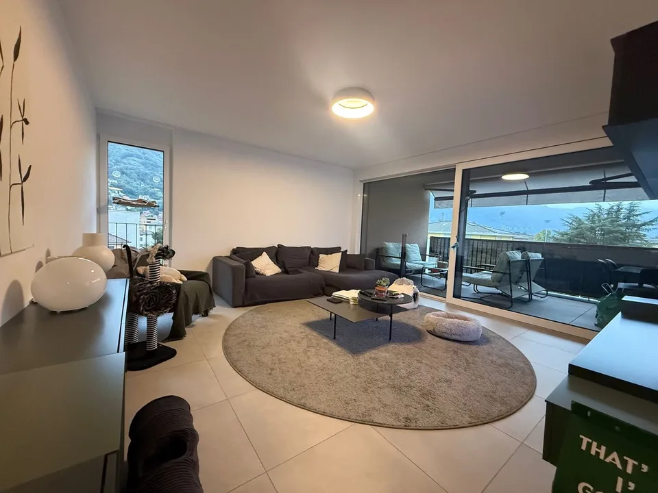 Modernes 3.5-Zimmer-Apartment - privilegierte Lage in Bellinzona – Foto 2 von 10