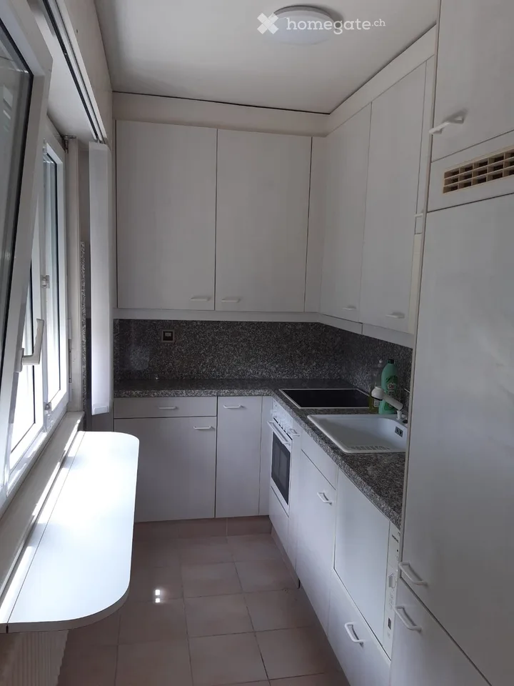 Charmanter Apartment mit 2.5 Zimmern in Lausanne – sofort verfügbar – Foto 3 von 5