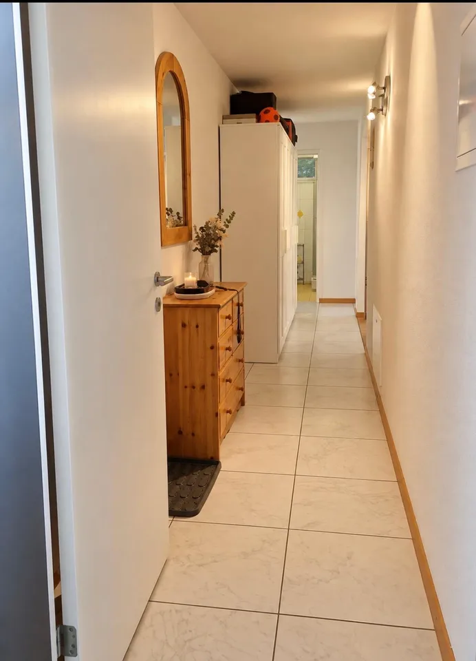 grosse 1.5 Wohnung mit eigenem Sitzplatz in ruhigem Quartier, nahe Bahnhof Rikon – Foto 5 von 6