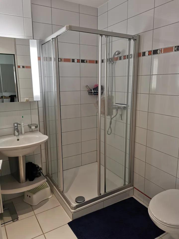 Appartamento moderno di 4,5 locali nel quartiere familiare di Fehraltorf – foto 6 di 8