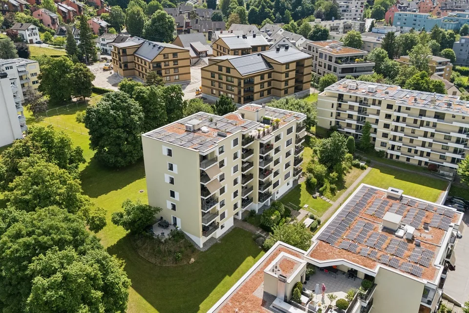 Appartamento luminoso 4.5 locali con vista panoramica (comune di Thalwil) – foto 9 di 11