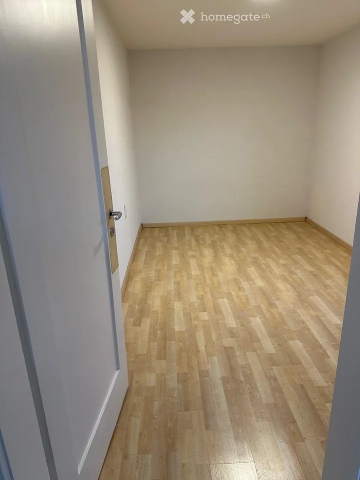 "Moderne Wohnung nähe Grün 80" in Münchenstein – Foto 4 von 13