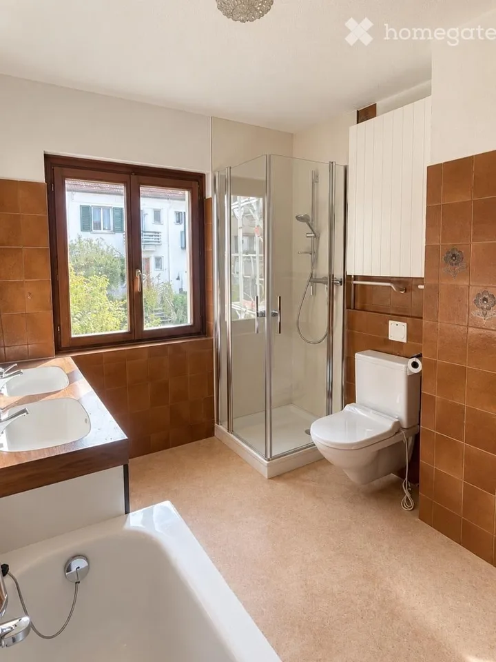 Charmantes 5-Zimmer-Haus mit grossem Garten in ruhigem Familienquartier – Foto 10 von 15