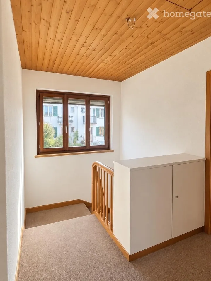 Charmantes 5-Zimmer-Haus mit grossem Garten in ruhigem Familienquartier – Foto 6 von 15