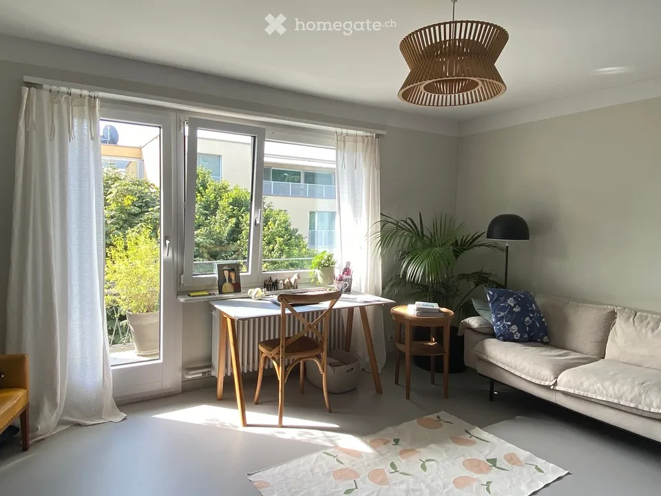 Appartamento moderno con layout flessibile nel centro di Thalwil – foto 2 di 5