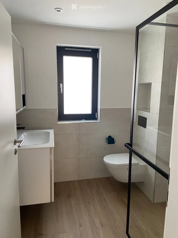 First-time occupancy in owner-occupier standard: Exclusive 4.5-room apartment in Arisdorf – photo 8 of 8