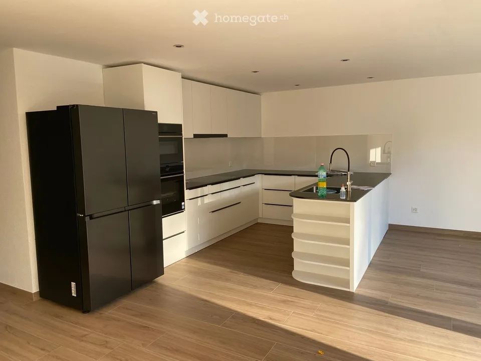 First-time occupancy in owner-occupier standard: Exclusive 4.5-room apartment in Arisdorf – photo 4 of 8