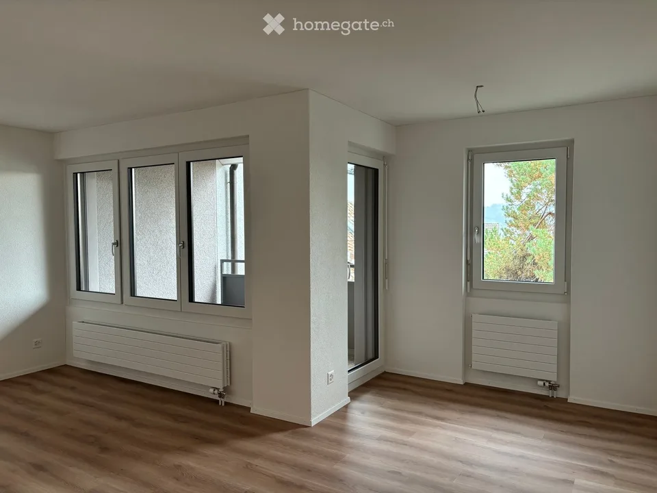 Charmante 2.5-Zimmer-Wohnung mit Balkon und Seenähe in Wädenswil – Foto 4 von 5