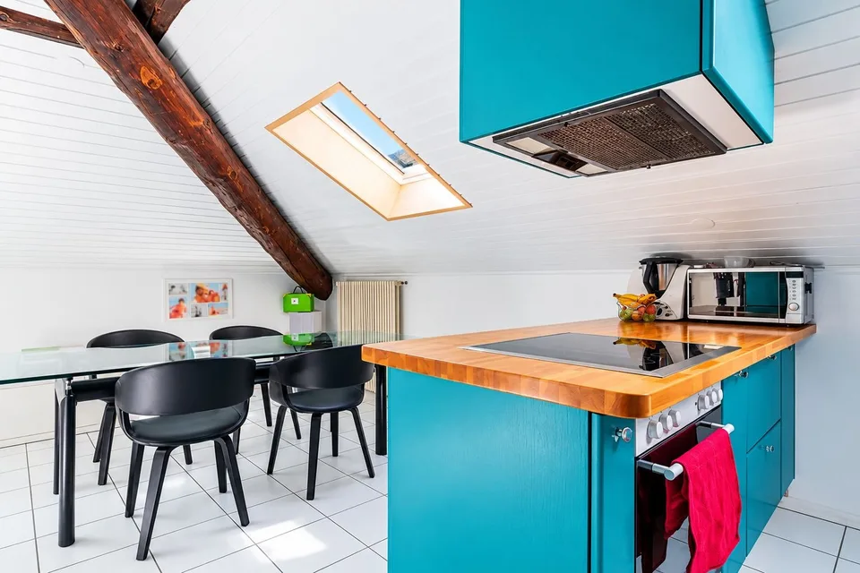 Grosszügige 3.5-Zimmer-Dachwohnung – Foto 9 von 16
