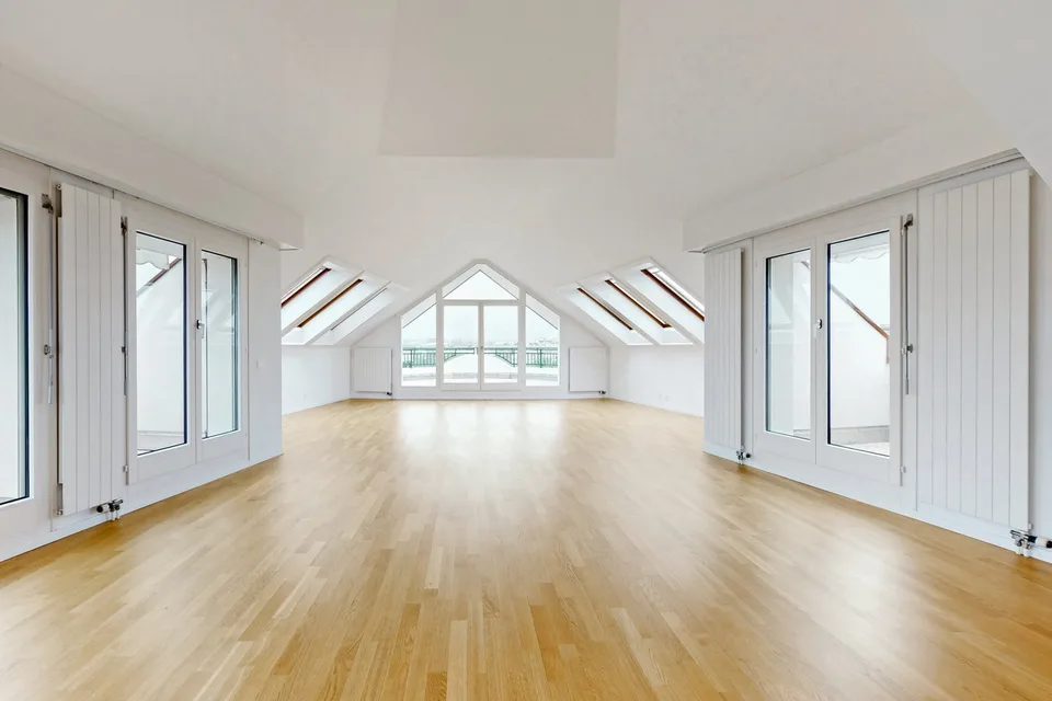 Genießen Sie eine große Terrasse und ein wunderschönes Dachgeschoss in einer Maisonette! – Foto 3 von 12