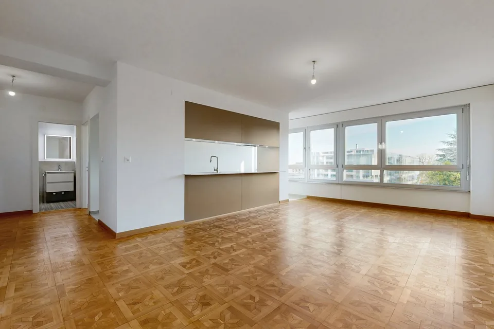 Helles Apartment mit Blick auf den Genfersee! – Foto 2 von 9