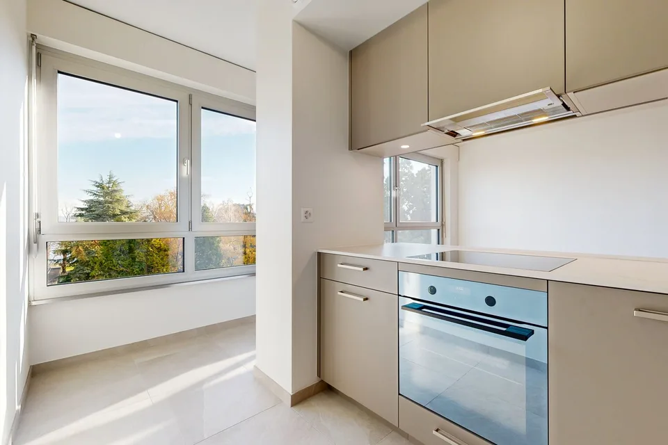 Helles Apartment mit Blick auf den Genfersee! – Foto 3 von 9