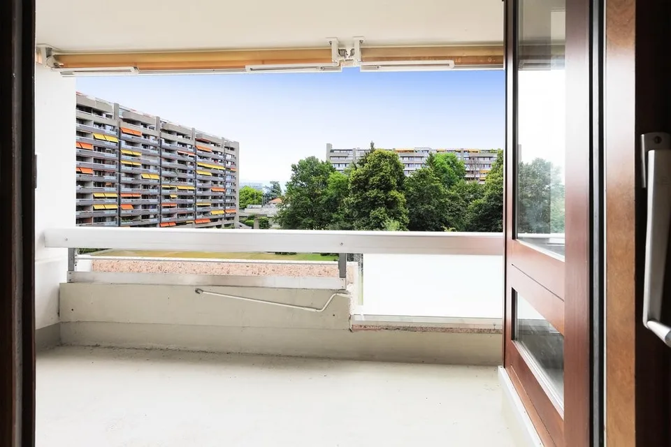 Schönes Apartment im Komplex von La Tourelle – Foto 9 von 12