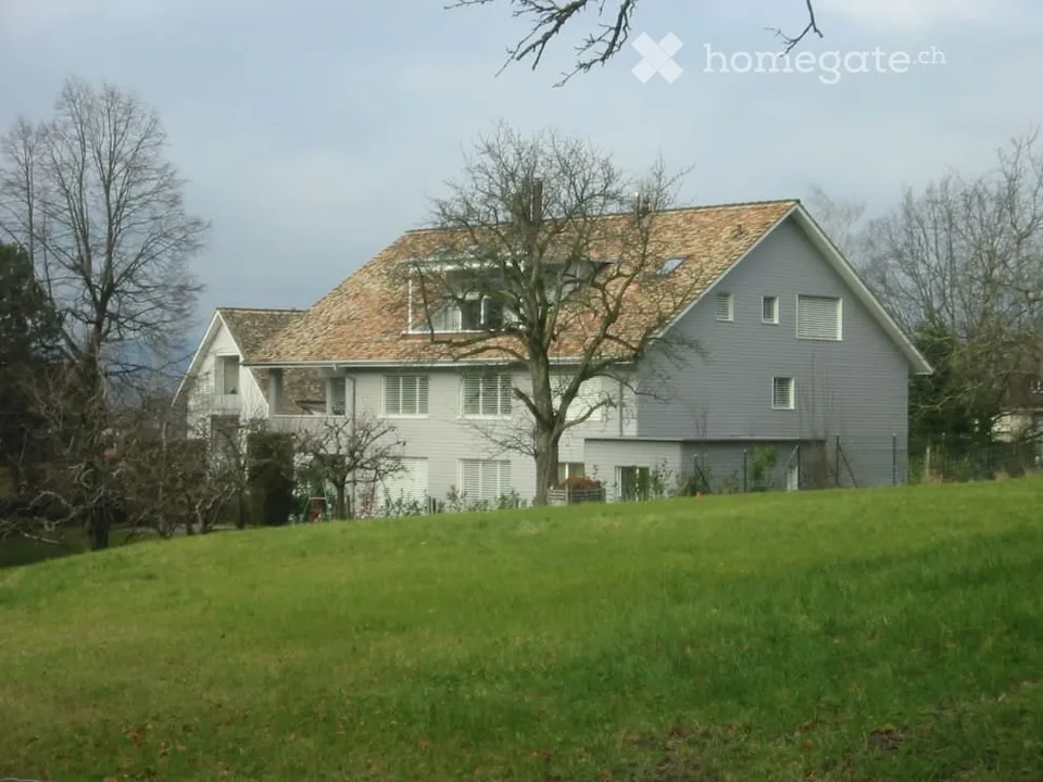 Moderne Dachwohnung mit See- und Fernsicht – Foto 5 von 11