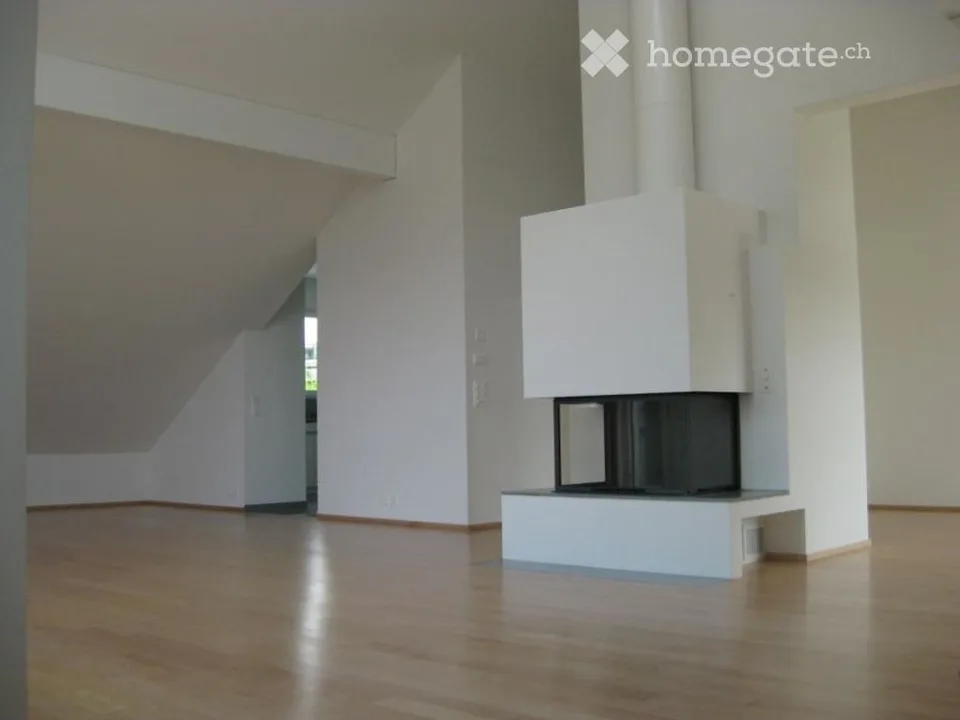 Moderne Dachwohnung mit See- und Fernsicht – Foto 6 von 11