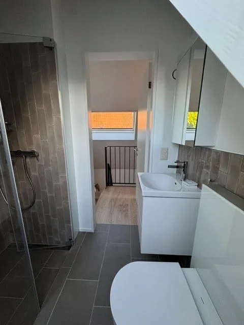 Modernes Reihenfamilienhaus in Thalwil-Oberdorf (Katzenbrunnen) – foto 12 di 19