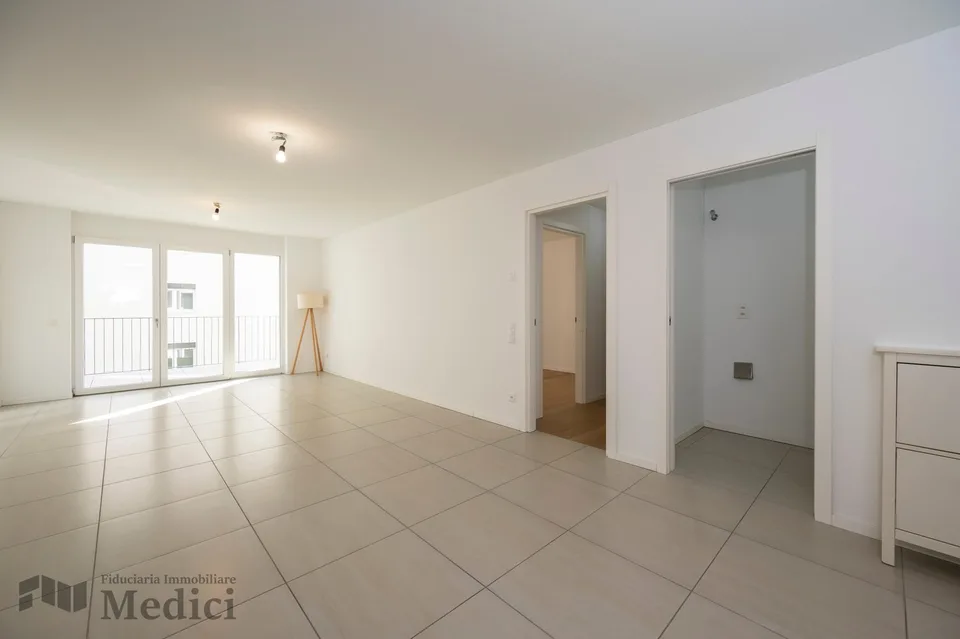 Geräumiges und helles 3.5-Zimmer-Dachgeschoss in strategischer Lage – Foto 5 von 15