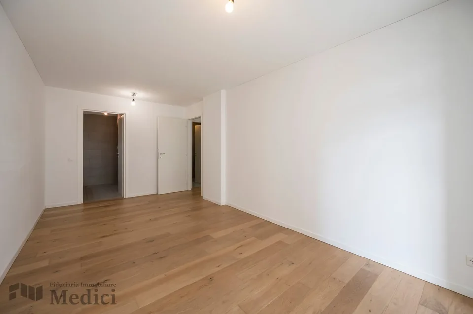 Geräumiges und helles 3.5-Zimmer-Dachgeschoss in strategischer Lage – Foto 10 von 15