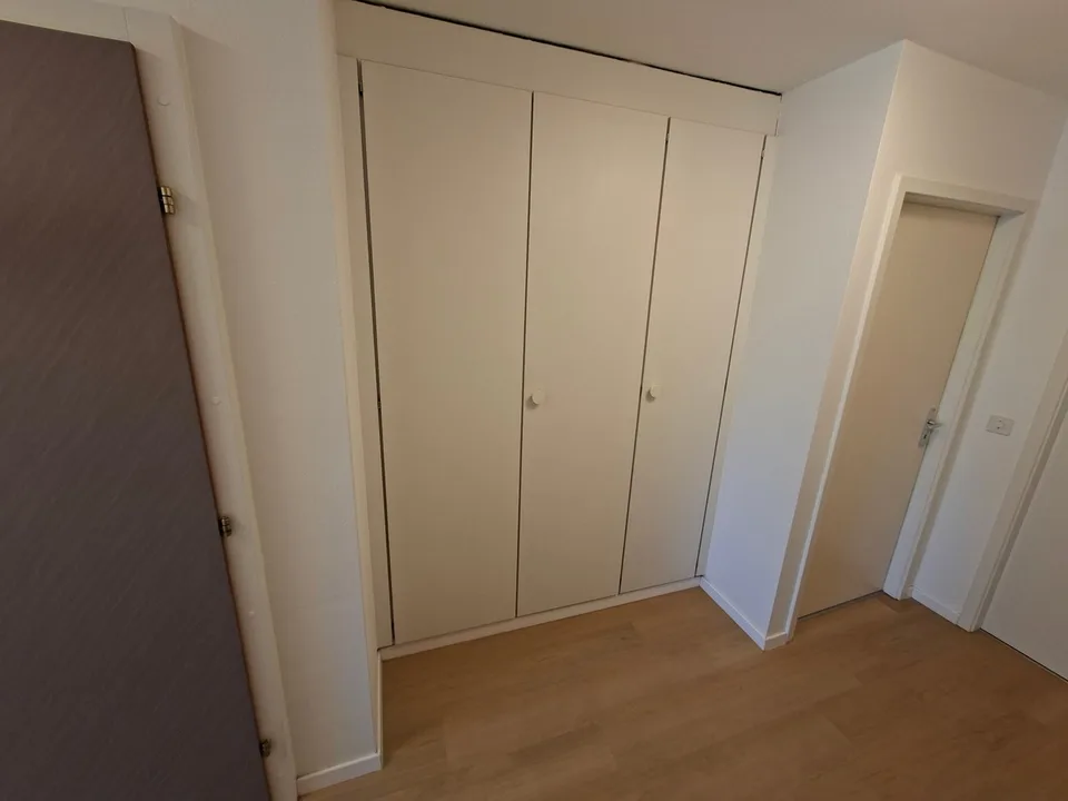 Morges, zur Miete wunderschönes 3,5-Zimmer-Apartment mit Balkon und viel Licht – Foto 16 von 27