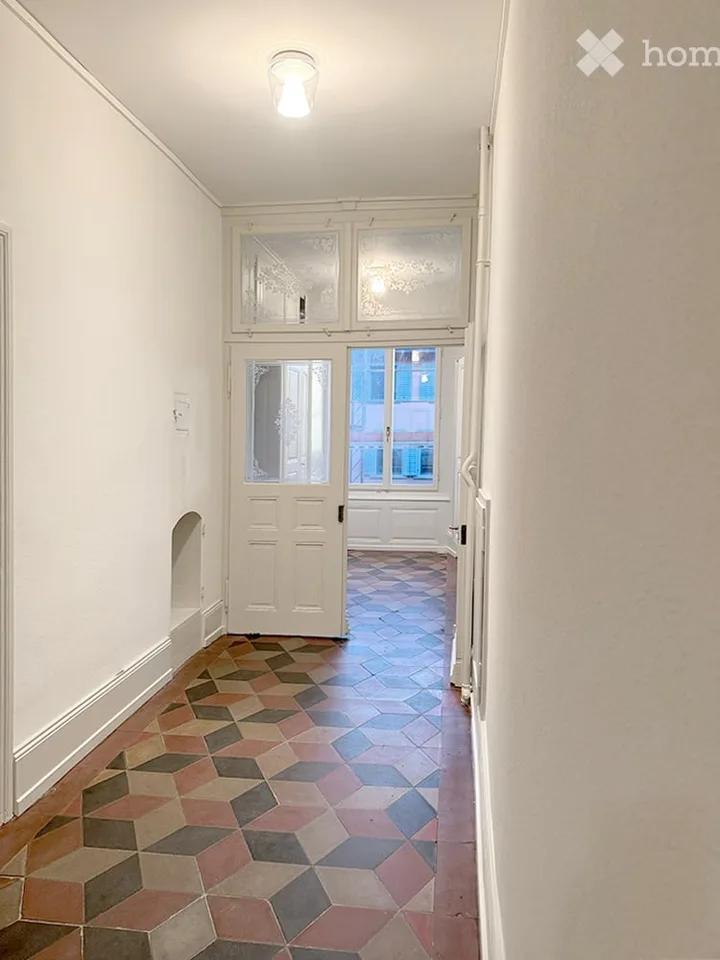 Frisch sanierte Altbauwohnung mit eigenem Garten an bester Stadtlage – Foto 10 von 17
