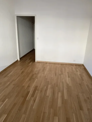 Prachtvolles Studio in Lausanne – Foto 2 von 5