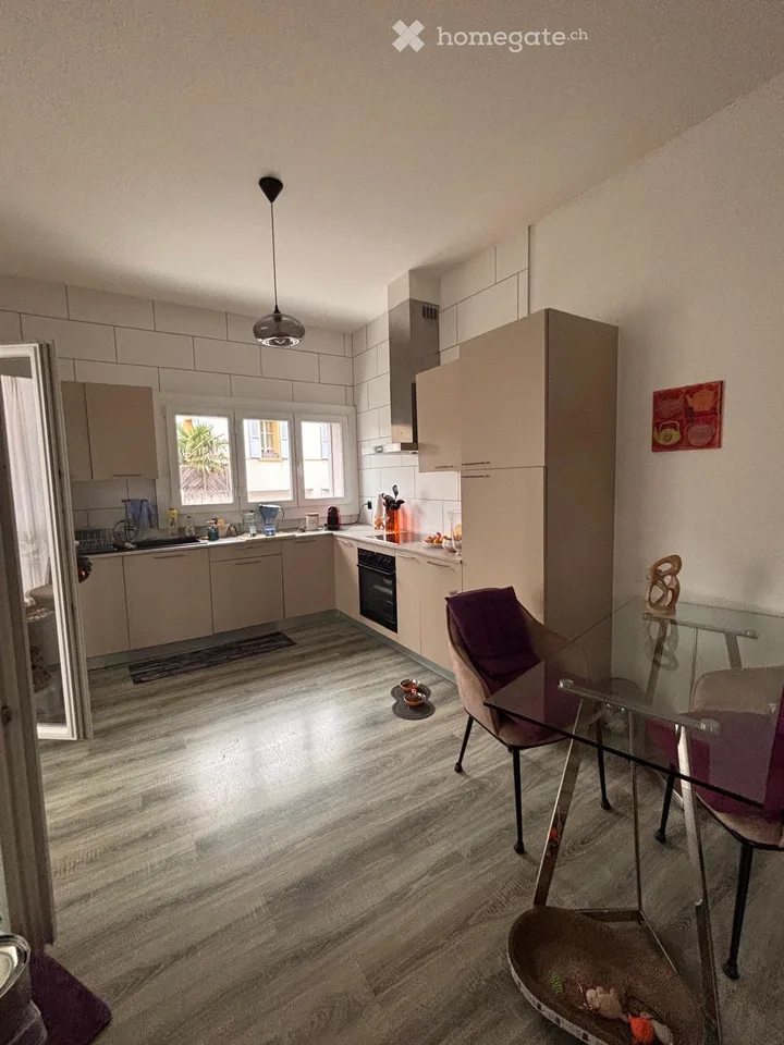 Charmanter 2-Zimmer-Apartment zur Miete in Pully nahe dem Bahnhof – Foto 2 von 10