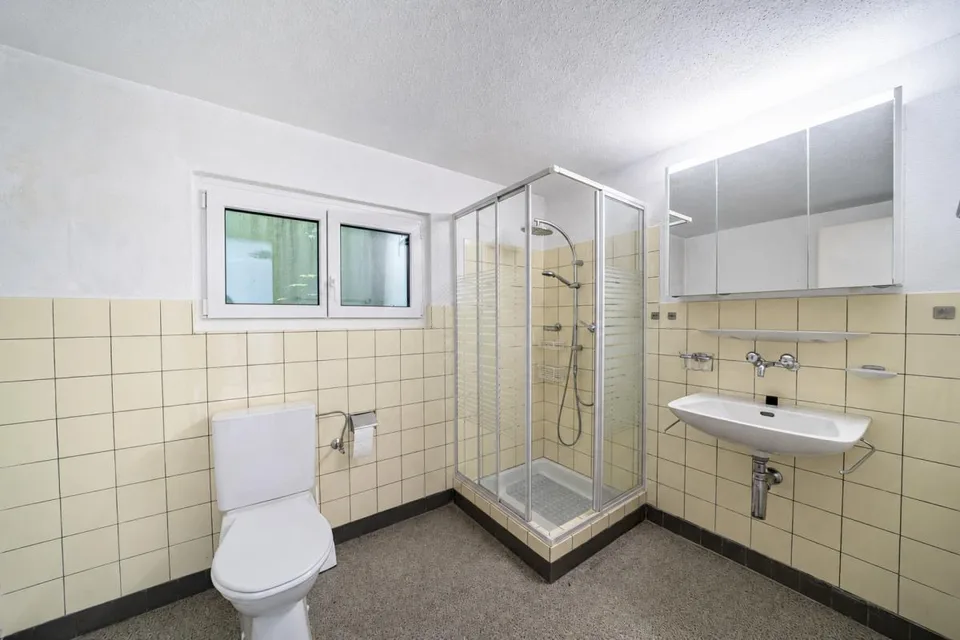 Vivere con vista: Affascinante casa unifamiliare in posizione elevata – foto 13 di 13