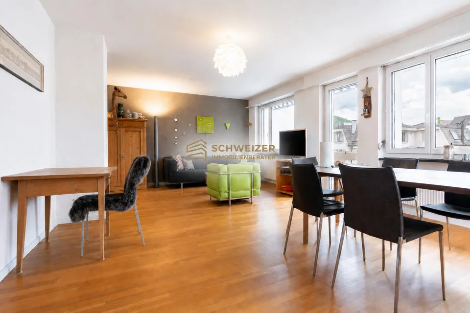 Ruhig wohnen, entspannt leben – helle Wohnung mit Balkon und Garage
