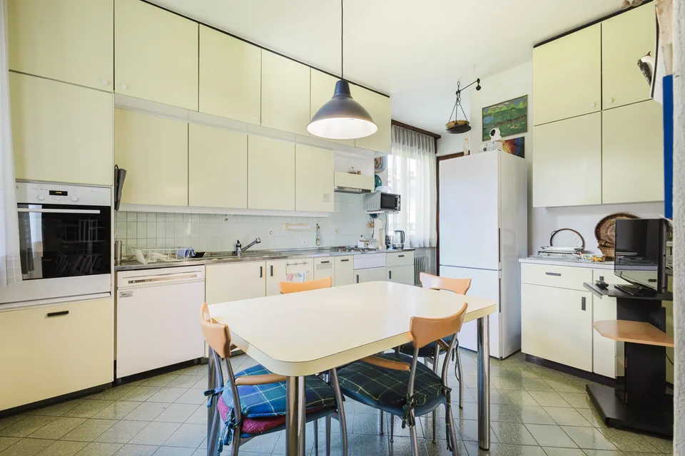 Prächtige Villa inmitten eines eigenen Parks – Foto 10 von 17