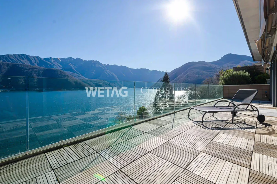 Lugano-Melide: Moderne Penthouse-Wohnung mit magischem Luganersee-B...