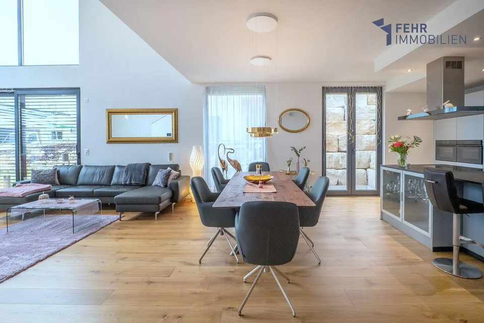 Fehr Immobilien - Top modernes, neuwertiges 6.5-Zi.-Einfamilienhaus