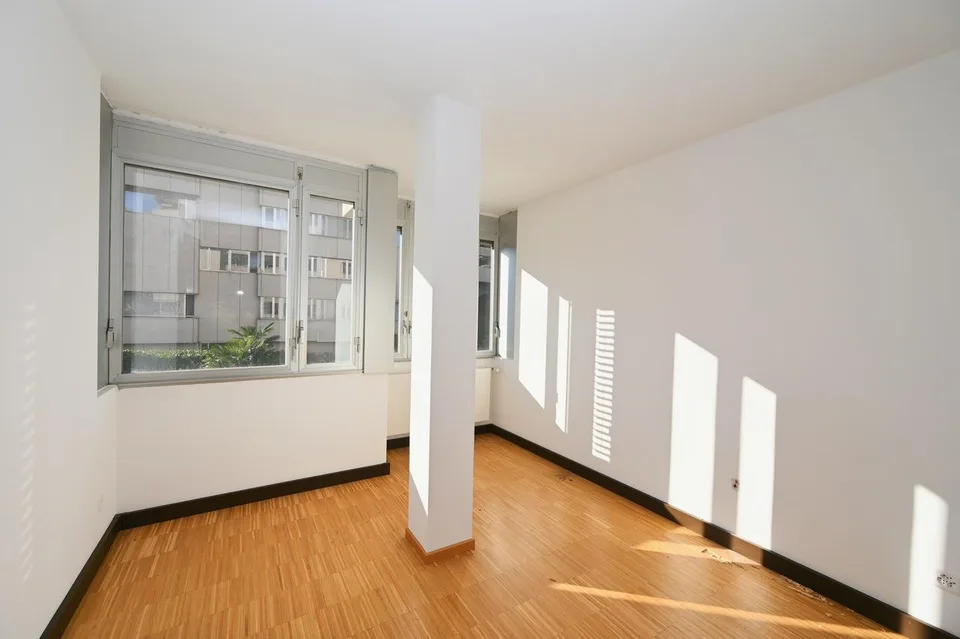 Appartamento di 350 m2 fronte lago di Lugano in Central Park – foto 7 di 14