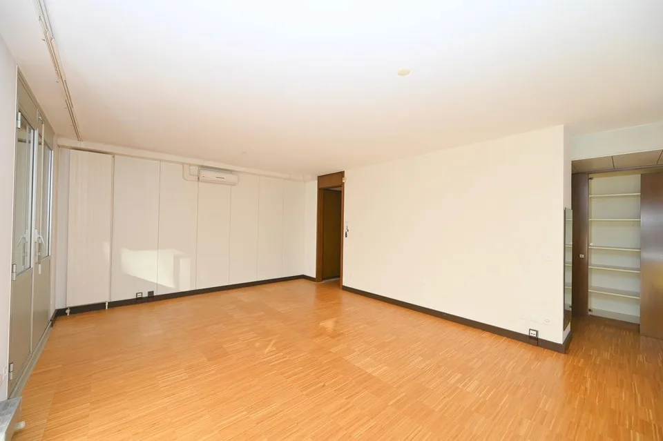 Appartamento di 350 m2 fronte lago di Lugano in Central Park – foto 10 di 14