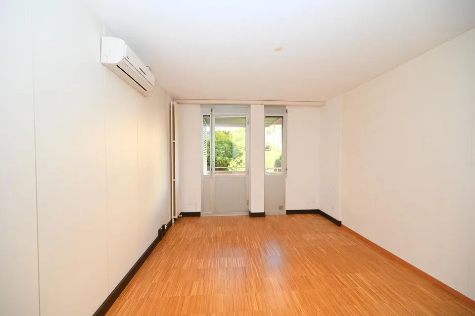 Appartamento di 350 m2 fronte lago di Lugano in Central Park – foto 12 di 14