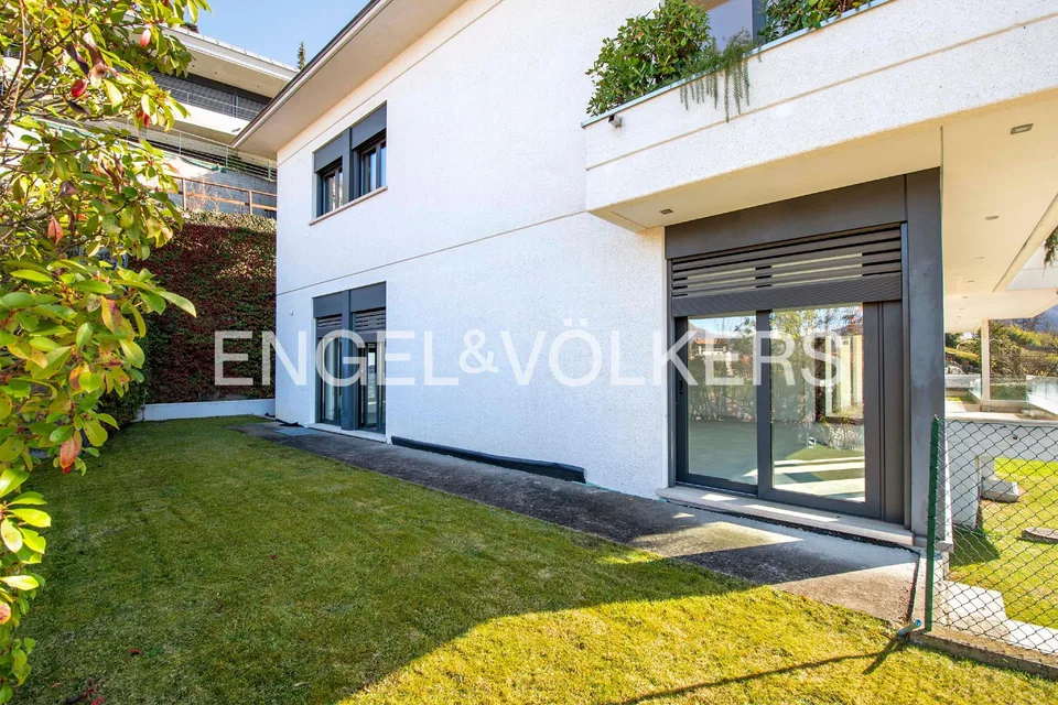 Appartement à personnaliser avec jardin, vue sur le lac et 7 places de parking – photo 12 sur 13