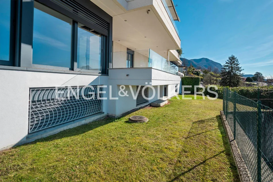 Appartement à personnaliser avec jardin, vue sur le lac et 7 places de parking – photo 13 sur 13