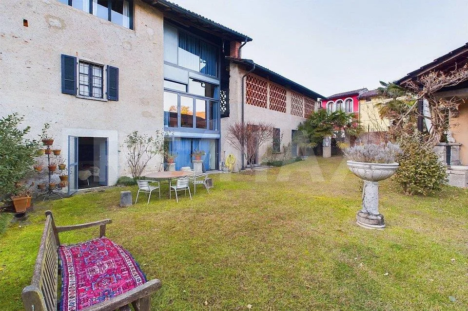 Eleganza e design storico a Monteggio