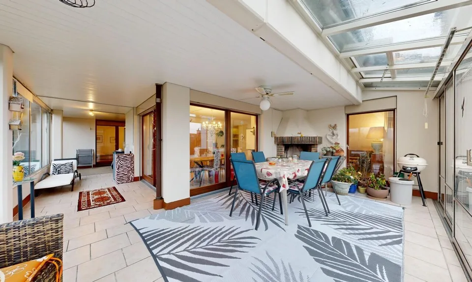 Spacious 4.5-room terrace apartment with lift and winter garden – photo 10 of 19