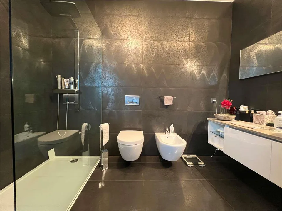 2556_Lugano, modernes Penthouse 5.5 Zimmer – Foto 8 von 12